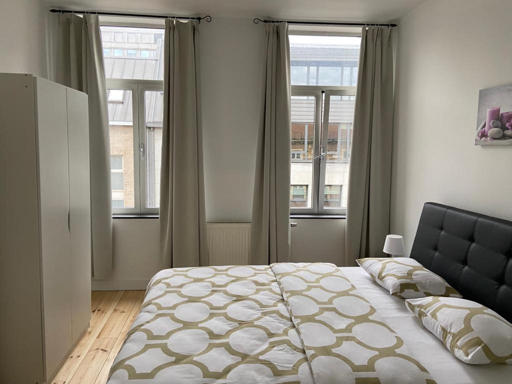 Modern Apartment Third Floor 布鲁塞尔 外观 照片